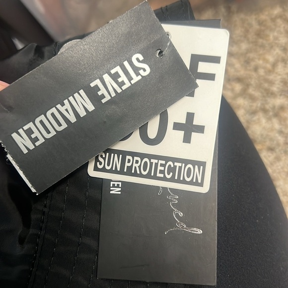 Steve Madden Bucket Hat- OSFM - Picture 4 of 6